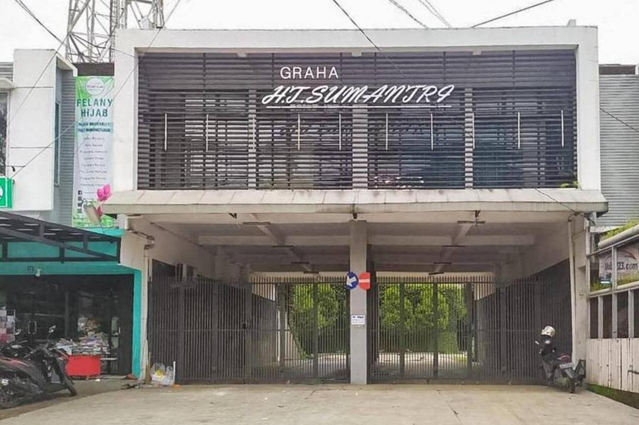 Hotel Graha Ht Sumantri Mitra Reddoorz Tasikmalaya Esterno foto